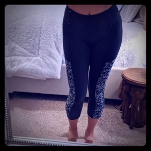 Calia Floral Yoga Crops